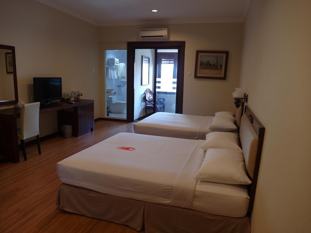 Cheng Ho Hotel Malacca Exterior photo