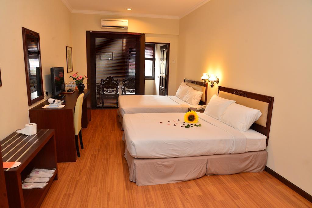 Cheng Ho Hotel Malacca Exterior photo