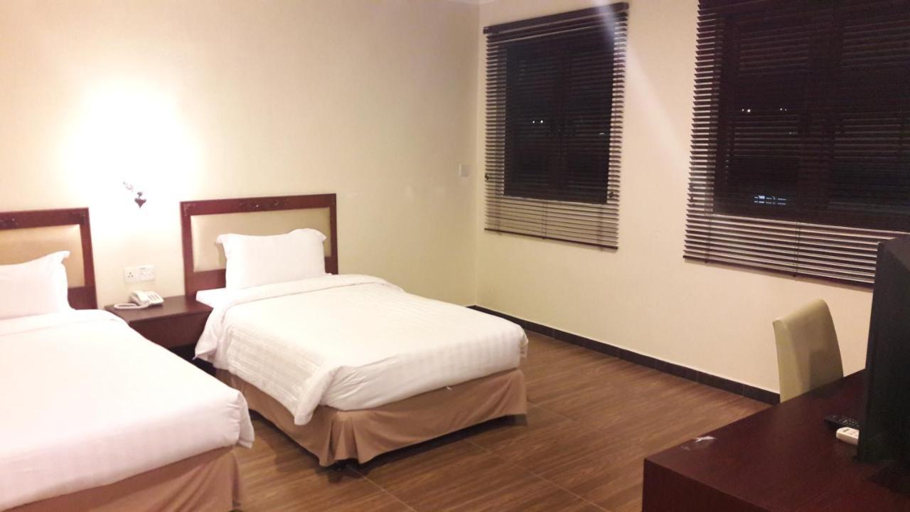 Cheng Ho Hotel Malacca Exterior photo